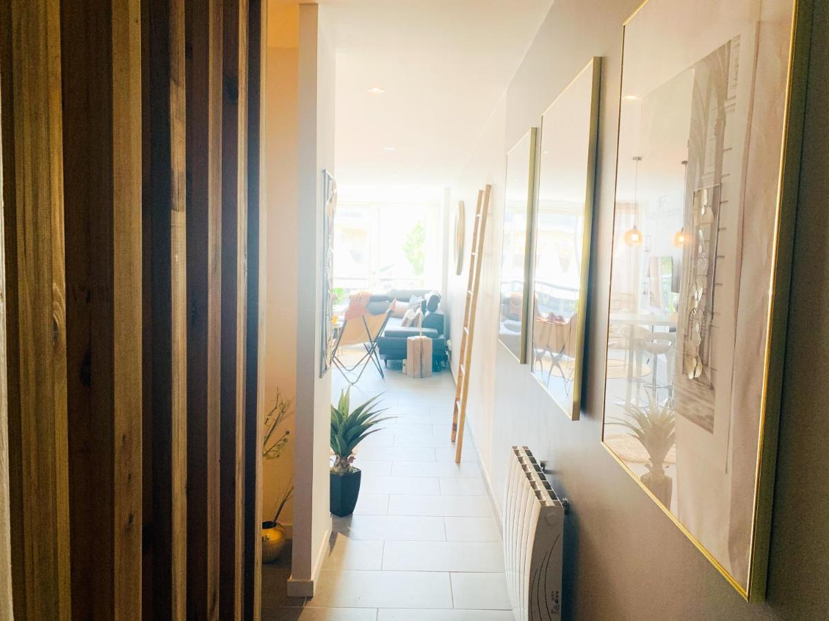 Appartement accès direct mer, en face du port et de toutes commodités La Grande Motte Extérieur photo